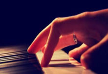 马利斯卡稳坐「车」.